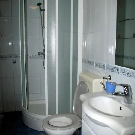 Val Apartman