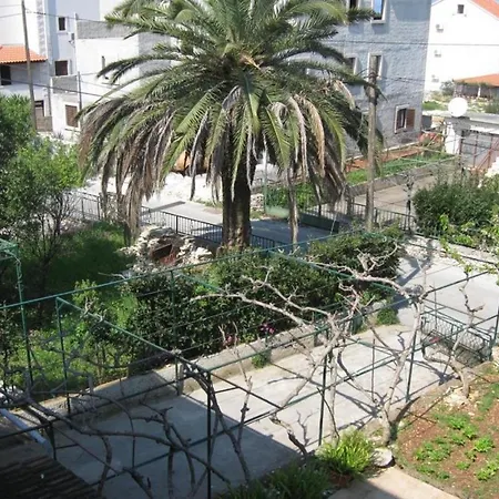 Apartman Val *