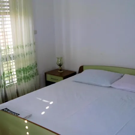 Val Apartman