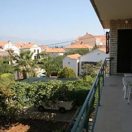 Val Apartman Supetar